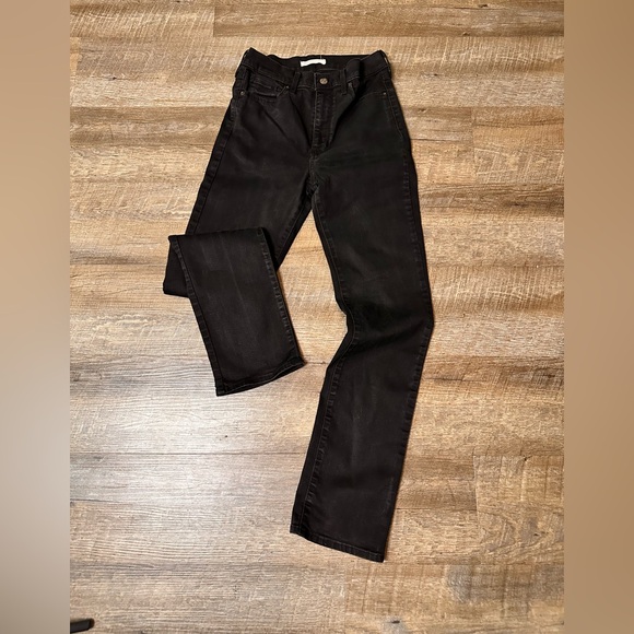 Black Straight-Leg Levi Jeans - Picture 5 of 6